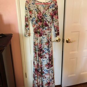 Nwot pinkBlush maternity dress